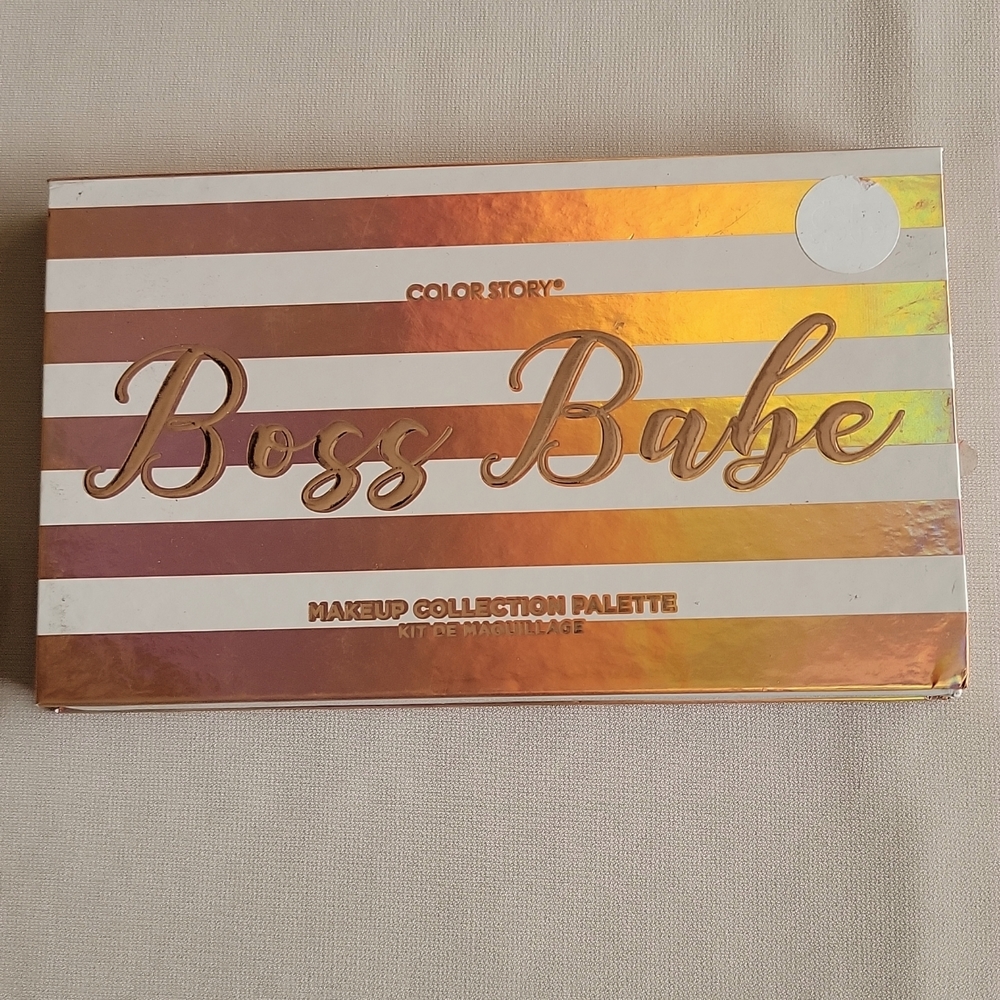 MAKEUP PALETTE